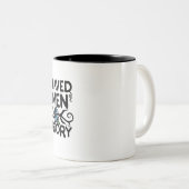 行儀の良い女性はめったに歴史を作らない ツートーンマグカップ (正面右)