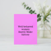 行儀の良い女性はめったに歴史ピンクのテンプラを作らない ポストカード (スタンド正面)