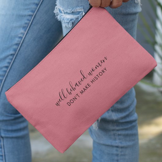 行儀の良い女性は歴史をピンクに変えない アクセサリーポーチ