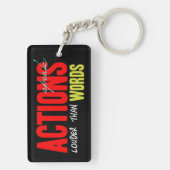 行動は言葉より雄弁 キーホルダー (裏面)