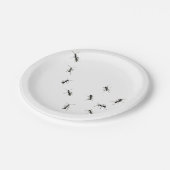 行進するアリ ペーパープレート (アングル)