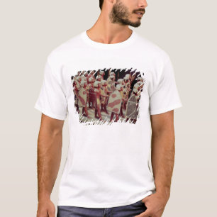 行進の武装した兵士の葬式のモデル Tシャツ