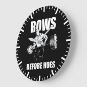 行Before Hoes – ジムおもしろいトレーニングボディビル ラージ壁時計 (傾斜)