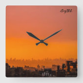 街に沈む夕日 スクエア壁時計 (正面)