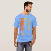 街の上にサイレン・ヘッドのモンスター ホラーな金曜日 Tシャツ (正面フル)