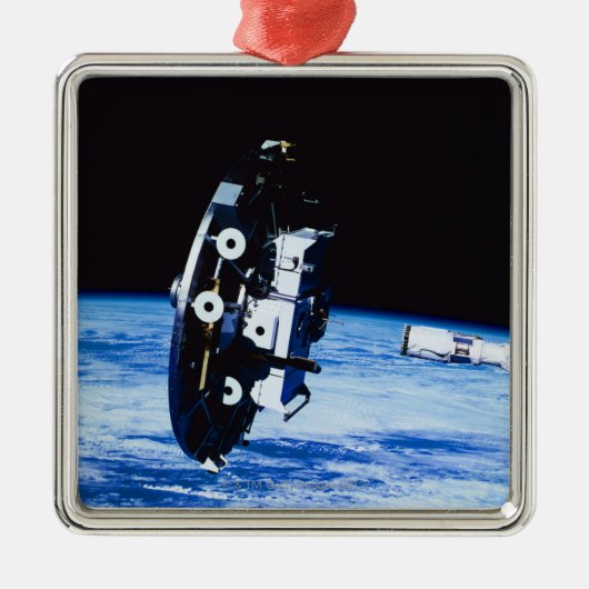 衛星の配置 メタルオーナメント (正面)