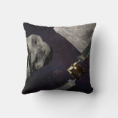 衝撃前のダーツ宇宙船とリュシカベ クッション (裏面)