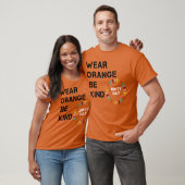 衣服オレンジ親切な統一の日 Tシャツ (ユニセックス)