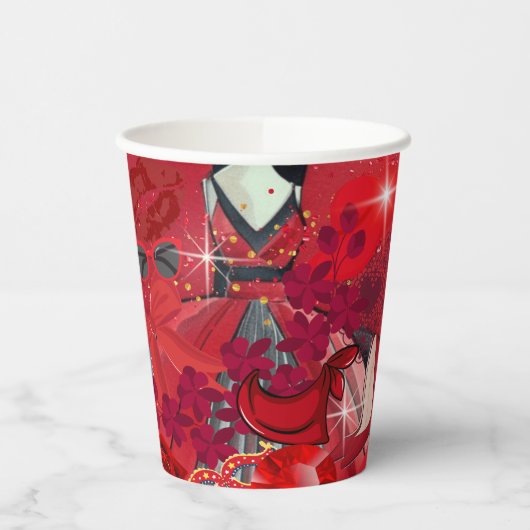 衣服赤 紙コップ (左)