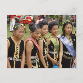 衣装を着た少女たち ポストカード