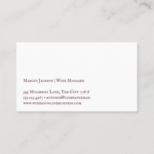 表情豊かなブラシ仕上げワイングラスとボトルロゴ 名刺 (裏面)