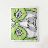 表情豊かな顔、緑の手、色の目 タペストリー (正面)