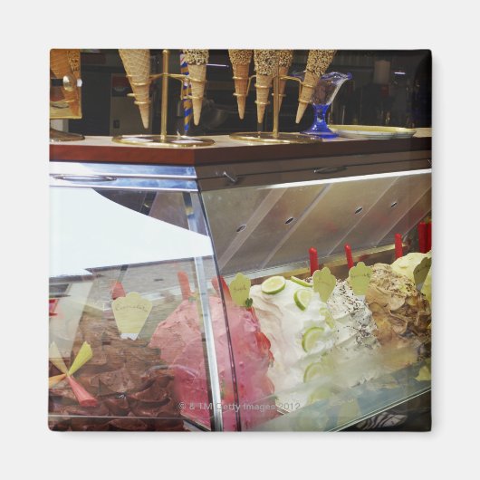 表示イタリアンケース内のジェラート マグネット (正面)