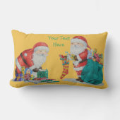 袋のおもちゃそしてギフトとのかわいい父のクリスマス ランバークッション (正面)