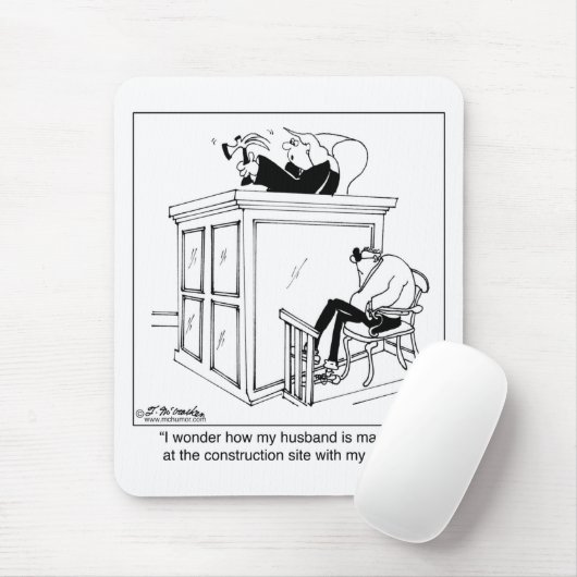 裁判官はハンマー槌ではなくを使用します マウスパッド (マウス)