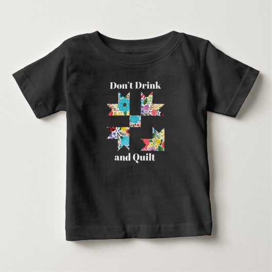 裁縫おもしろいキルティング愛好家 ベビーTシャツ (正面)