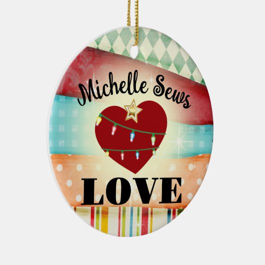 裁縫の船乗り愛のクリスマスパーソナライズされた。 セラミックオーナメント (右)