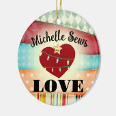 裁縫の船乗り愛のクリスマスパーソナライズされた。 セラミックオーナメント (左)