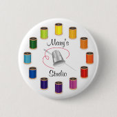 裁縫シンブル、針と糸 缶バッジ (正面)