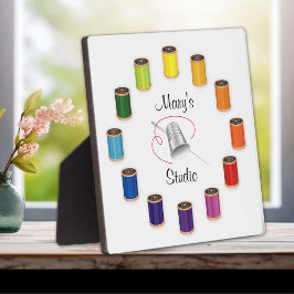 裁縫シンブル、針、糸 フォトプラーク