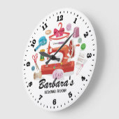 裁縫マシンのパーソナル化可能な壁時計 ラージ壁時計 (傾斜)