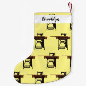 裁縫機の漫画イラストレーション スモールクリスマスストッキング (裏面)