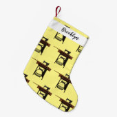 裁縫機の漫画イラストレーション スモールクリスマスストッキング (正面 (吊り時))