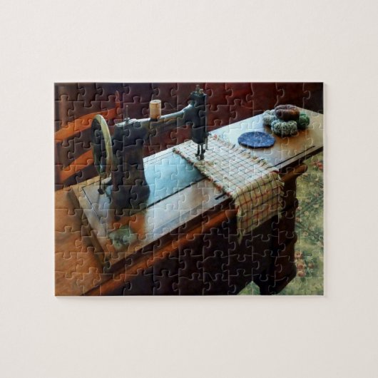 裁縫機械とピンクッション ジグソーパズル (横)