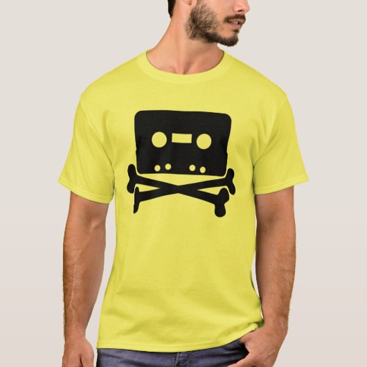 裂け目のカセットテープのスカル及び骨が交差した図形のおもしろいなTシャツ Tシャツ (正面)
