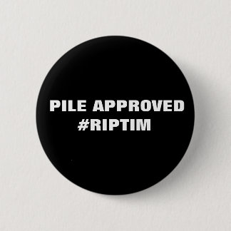 裂け目ティム 缶バッジ