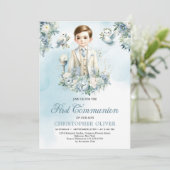 装フォーマル着は小さな男の子の青い白い花のセージ 招待状 (スタンド正面)