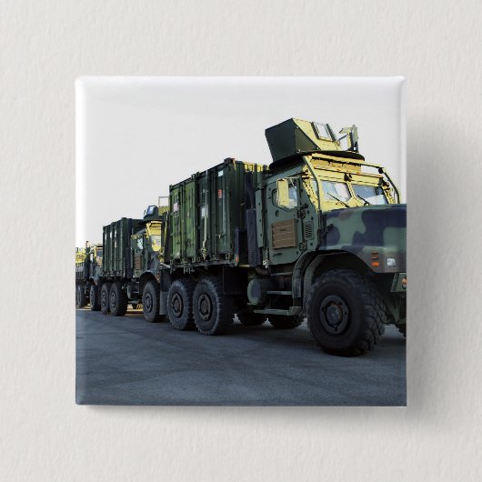 装甲トラックはモレヘッドシティの桟橋に座る 缶バッジ (正面)