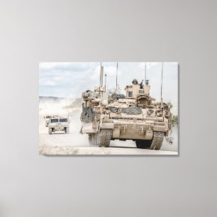 装甲人員輸送船 – M2 Bradley 24x36 キャンバスプリント