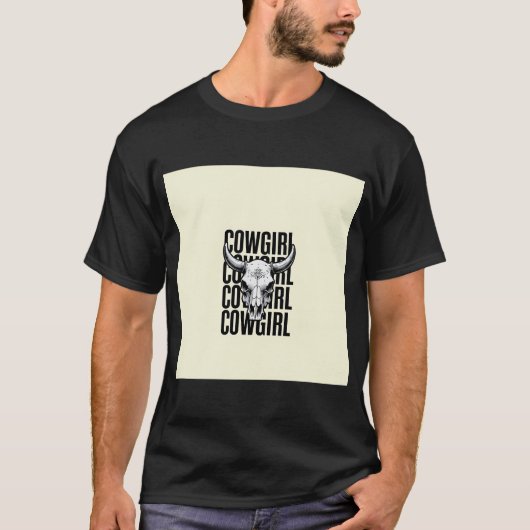 装飾が施された牛の頭蓋骨のコミック風イラスト Tシャツ (正面)