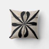 装飾ペルシャの黒と白のキリム枕 クッション (正面)