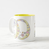 装飾モノグラムDハートと花マグカップ ツートーンマグカップ (正面左)