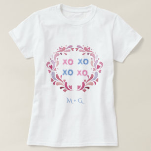 装飾リースハートXO XOバレンタインデー Tシャツ