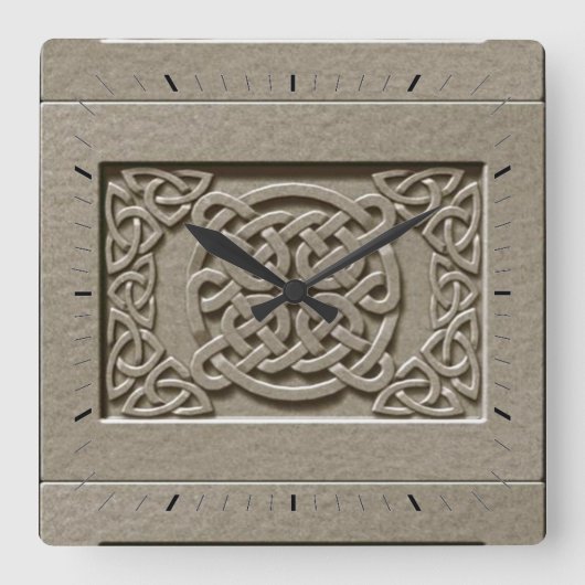 装飾彫刻された石のケルト結び目模様の壁時計 スクエア壁時計 (正面)