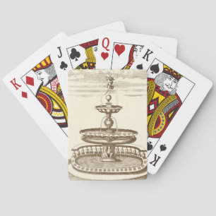 装飾用の天使が付いている中庭の噴水 トランプ