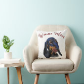 装飾用クッションとウインナソーセージ犬ママ クッション (椅子)