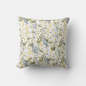 装飾用クッションと花の柔らかいパステルシェード。 クッション (正面)