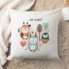 装飾用クッションは可愛いイラストレーション。 クッション