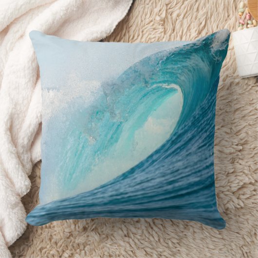 装飾用クッションを壊すサーフィンのバレルの波 クッション (ブランケット)
