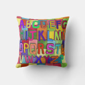 装飾用クッションアルファベット クッション (裏面)