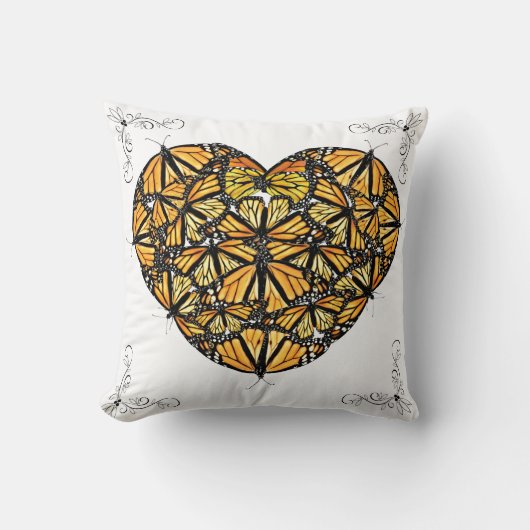 装飾用クッションハート(昆虫)オオカバマダラ、モナーク クッション (正面)