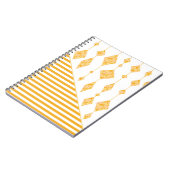 装飾用クッション ノートブック (左側)