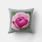 装飾用クッション(マゼンタマグノリア) クッション (裏面)