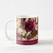 装飾的なコラージュの蝶とバラ コーヒーマグカップ (左)