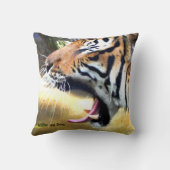 装飾的なトラの枕 クッション (裏面)