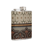 装飾的なパターンが付いている家宝の織物 フラスク (右)